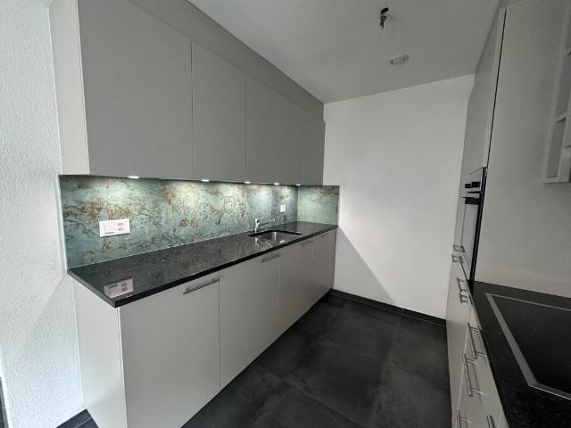 Moderne 4.5 Zimmer Wohnung im 1. Stock – Rue de l’Épervier 3A, Cernier