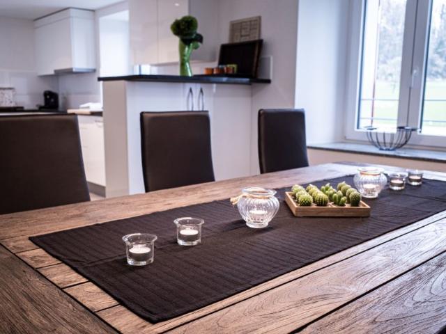 Moderne 4.5 Zimmer Wohnung im Grünen mit Südbalkon