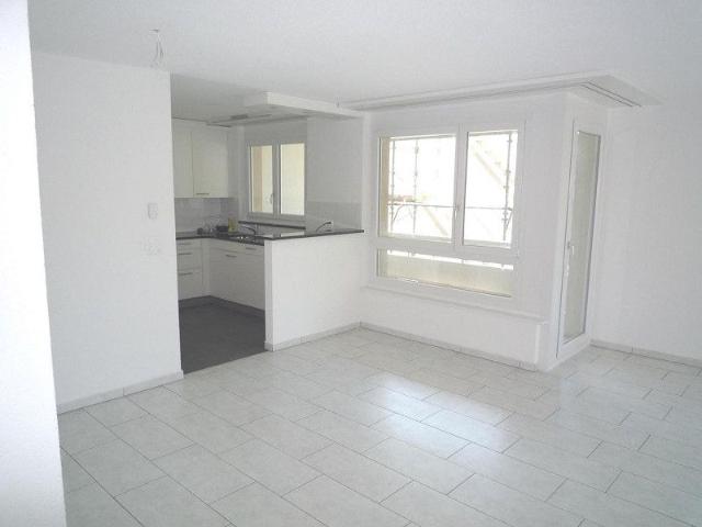 Moderne 4.5 ZW im 2. OG à 103 m²