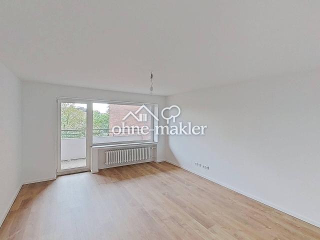 Moderne 4 Zi. Whg. mit BALKON und Wannenbad in Lübeck Buntekuh
