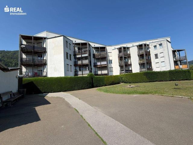 Moderne 4 Zimmer Maisonette Eigentumswohnung mit zwei Balkonen und Tiefgaragenplatz