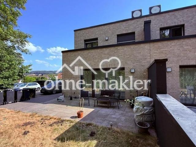 Moderne 4 Zimmer Doppelhaushälfte mit Balkon und Terrasse – Baujahr 2024