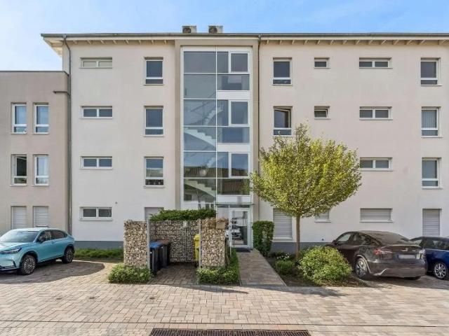 Moderne 4 Zimmer Eigentumswohnung TG Stellplätzen in Kelsterbach