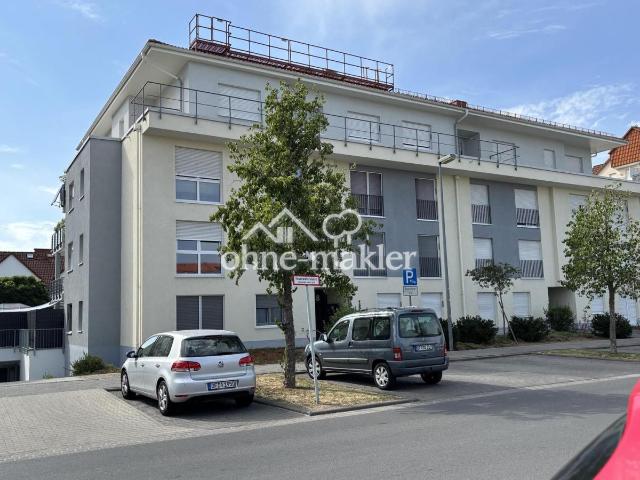 Moderne 4 Zimmer Whg. im 2. OG mit großem Balkon