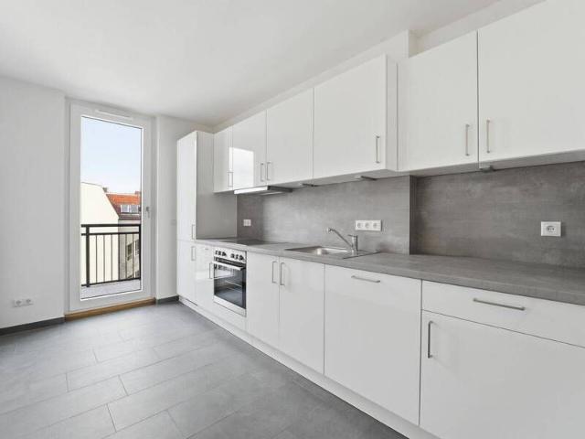 Moderne 4 Zimmer Wohnung im Herzen von Spandau Nähe Altstadt & Havel