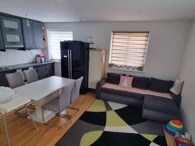 Moderne 4 Zimmer Wohnung in Ampflwang – helle Räume, Toplage und Parkplatz inklusive, ab September verfügbar !