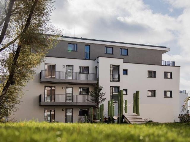 Moderne 4 Zimmer Wohnung in den Kalendergärten EG mit Gartenanteil