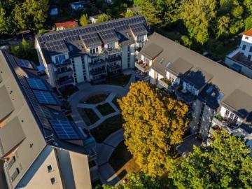 Moderne 4 Zimmer Wohnung mit Balkon und Kfz Stellplatz in Freital