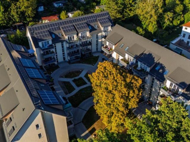 Moderne 4 Zimmer Wohnung mit Balkon und Kfz Stellplatz in Freital