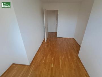 Moderne 4 Zimmer Wohnung mit hochwertiger Ausstattung inklusive Einbauküche in unschlagbarer Lage!