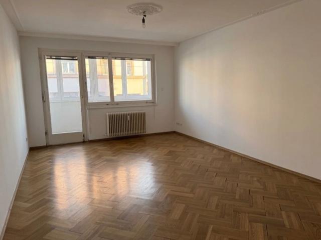 Moderne 4 Zimmer Wohnung mit Loggia und Einbauküche in 1160 Wien, 97m², 1.995€ Miete