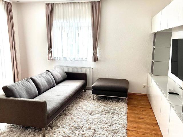 Moderne 4 Zimmer Wohnung mit Parkplatz in Wunderschöne 4 Zimmer Wohnung mit großer Terrasse in Stans ab sofort privat zu vermieten