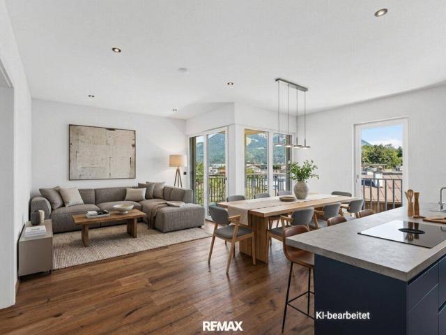 Moderne 4 Zimmer Wohnung mit sonnigem Balkon, optionalem Tiefgaragenplatz und barrierefreiem Zugang im Zentrum von St. Johann in Tirol