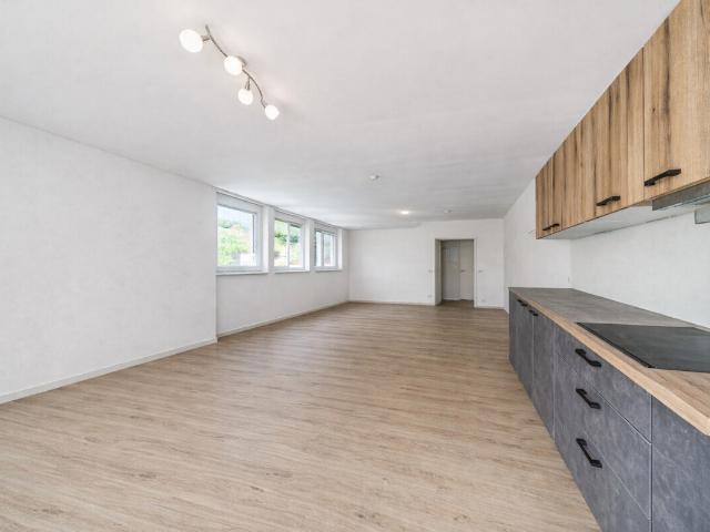 Moderne 4 Zimmer Wohnung mit Terrasse und E Ladestation