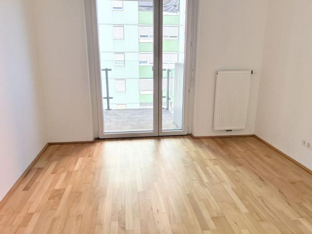 Moderne 4 Zimmer Wohnung mit 2 Balkonen zu Mieten