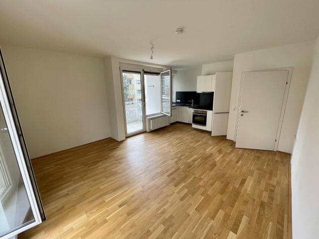 moderne 4 Zimmerwohnung / WG geeignet !