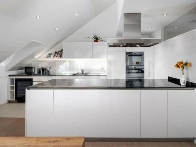 Moderne 5.5 Zimmer Maisonettewohnung mit grossem Balkon in Zufikon AG zu kaufen!