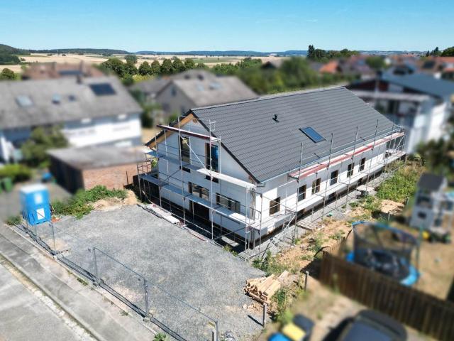 Moderne 5 Zimmer Neubau DHH A+ in Marburg – Provisionsfrei