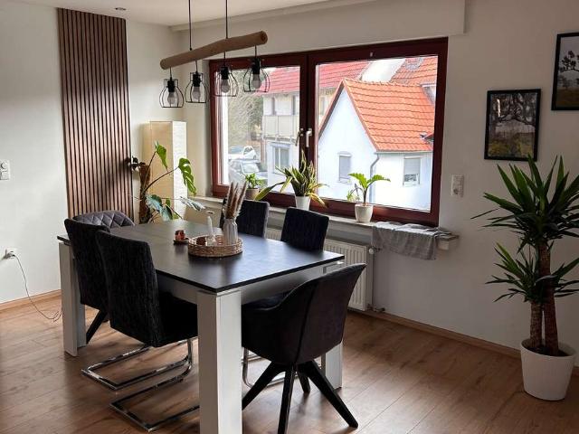 Moderne 6 Zimmer Wohnung ca. 130qm