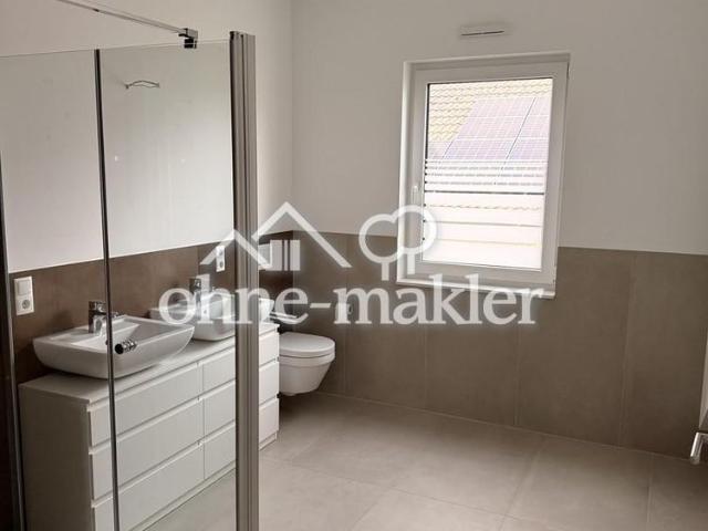 Moderne 73m², 2 ZKB Wohnung mit Balkon + neuer Küche