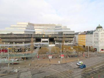 Moderne 7er WG Geignete Wohnung in TOP Lage mit Klima und Beschattung