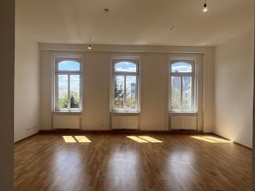 MODERNES 4 ZIMMER REIHENHAUS IN OBERLAA NAHE U1!