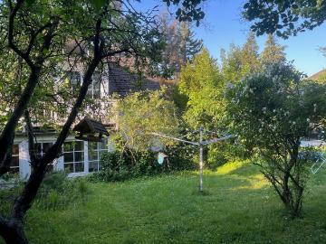 Idyllisches 5 Zimmer Einfamilienhaus mit Garten & Pool