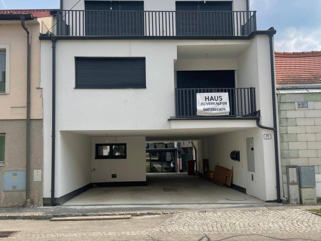 Modernes 5 Zimmer Einfamilienhaus mit Terrasse und Garage in Harmannsdorf