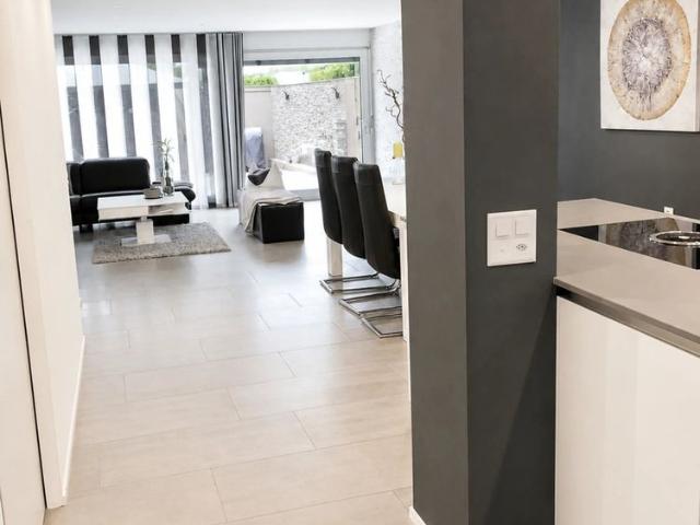 modernes 5 Zimmer Reihenhaus in Zürich Högg am Waldrand, ruhig und doch zentrumsnah