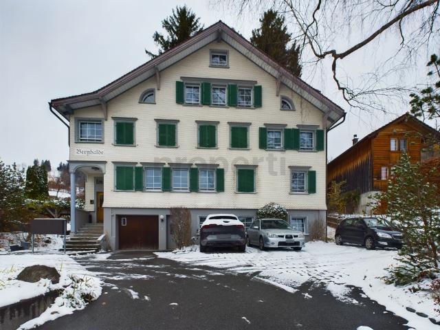 Modernes 5.5 Zimmer Maisonette Zuhause auf drei Etagen mit Balkon in Gais