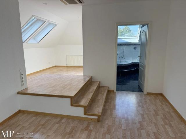 Modernes 6 Zi Haus in Bisamberg, 235m², Fußbodenheizung, Südbalkon, Einbauküche, Miete 3.350€