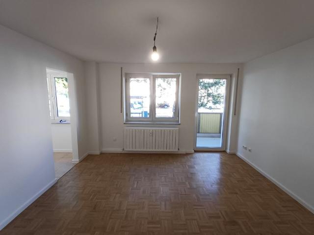 Modernes 1 Zimmer Apartment mit Balkon in Moosach