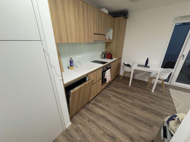 Modernes 1 Zimmer Apartment mit Balkon in Stuttgart Nord – Nachmieter gesucht
