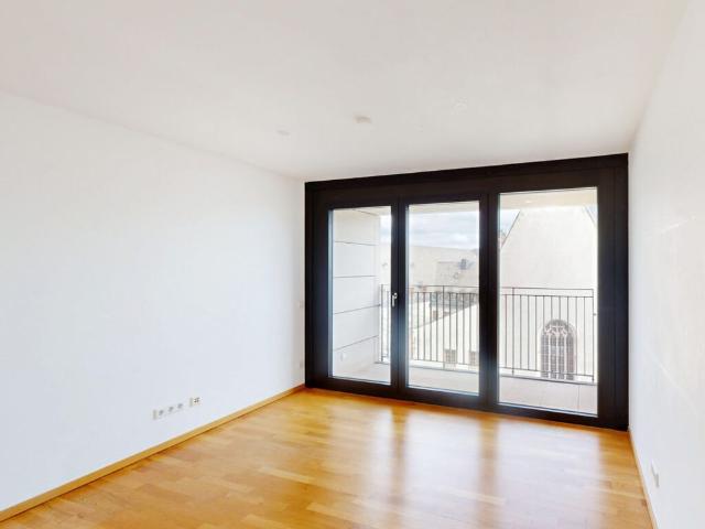 Modernes 1 Zimmer Apartment mit Loggia und tollem Ausblick