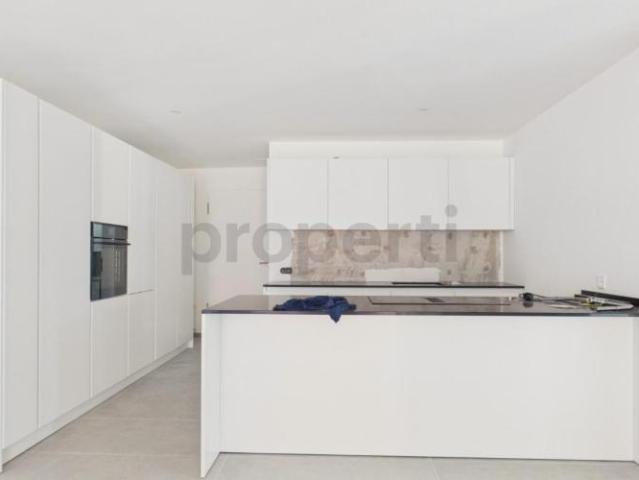 Modernes 3.5 Zimmer Apartment mit Ladestation für Elektroautos, Biasca