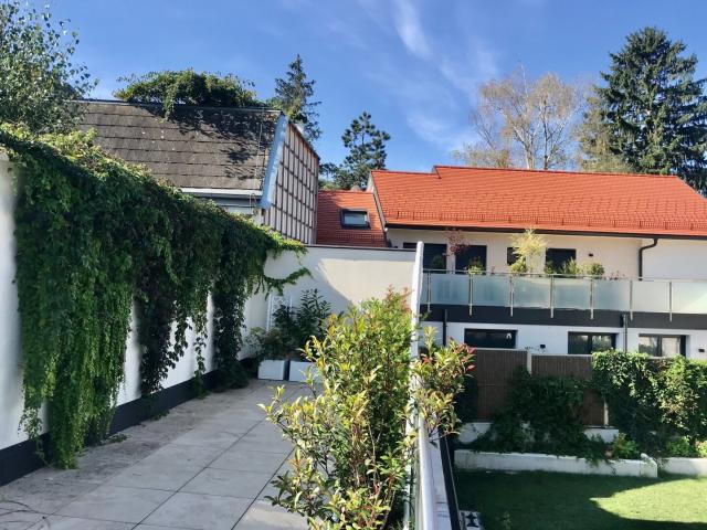 SIEVERING TERRASSENAPARTMENT IN KLEINEM HAUS