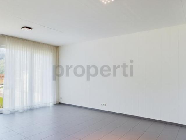 Modernes und helles 3.5 Zimmer Wohnung in Biasca
