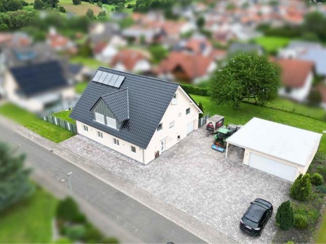 Modernes Wohn & Geschäftshaus in Stadtallendorf