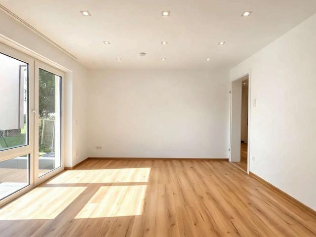 Modernes Wohngefühl nach Sanierung – stilvolle 3 Zimmer Wohnung mit sonnigem Balkon