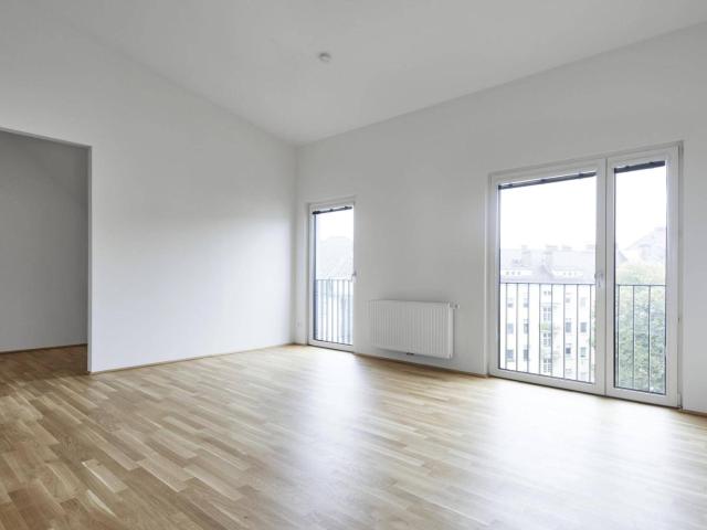 Modernes Wohngefühl in begehrter Lage: 3 Zimmer Maisonette mit Terrasse am Auberg