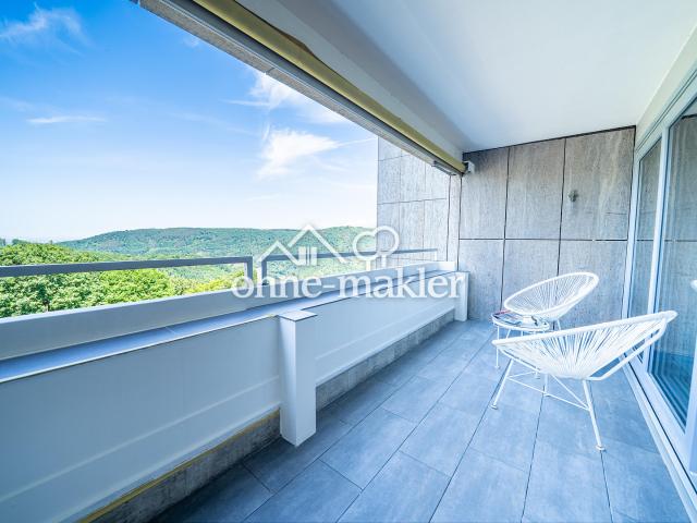 Sofort bezugsfrei: Barrierefreie 135m² Wohnung 3 Zi. mit Balkon, Stellplatz, Pool & Sauna