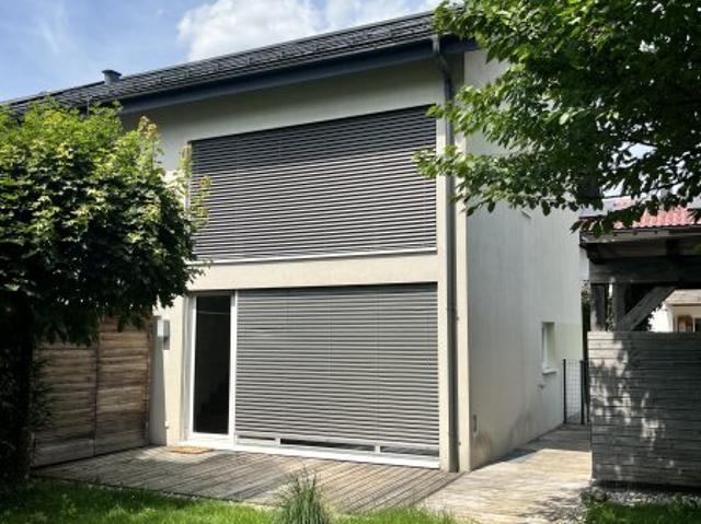Modernes Wohndesign am Fuße des Untersbergs: Ihr exklusives Refugium in Fürstenbrunn