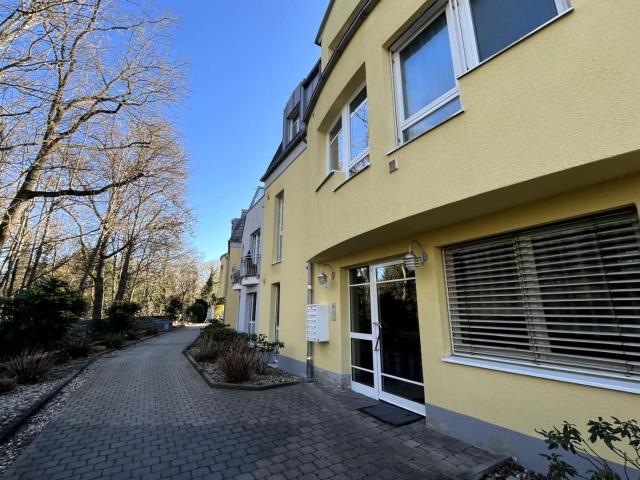 Befristet für 1 Jahr / Ideal als Übergangslösung Modernes Wohnen, 2 Zi. Wohnung in Fürth Dambach