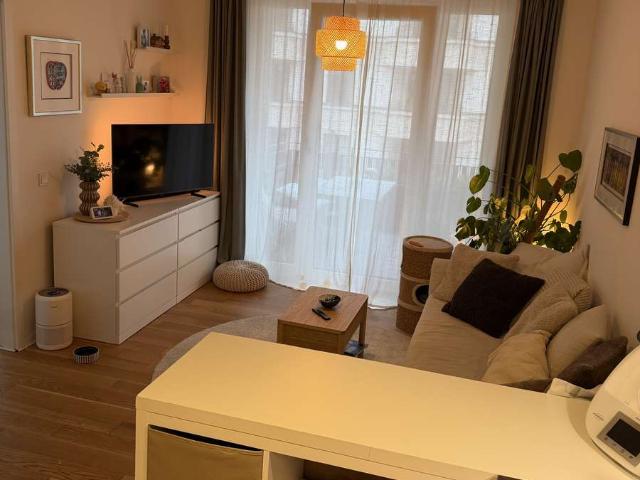Modernes Wohnen: 2 Zimmer Wohnung mit Balkon in Potsdam