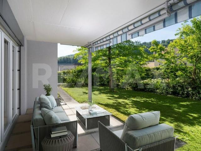 Modernes Wohnen eingebettet in die Natur / Frisch renovierte 4.5 Zimmerwohnung im EG / Im Baurecht