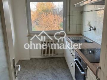 Modernes Wohnen: Helle 2 Zimmer Wohnung mit sonnigem Balkon in Stuttgart Stammheim