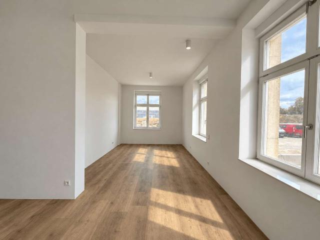 Modernes Wohnen im André Noël Park: Großzügige 2 Zimmer Wohnung mit besonderem Charakter