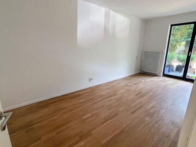 Modernes Wohnen im Grünen mit Sonnenterrasse *EBK*Parkett