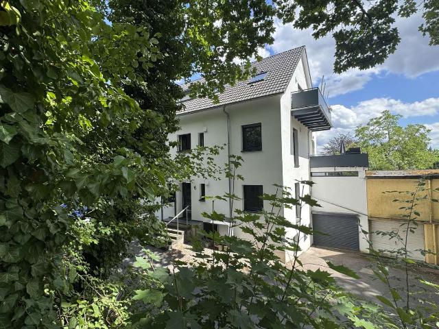 Modernes Wohnen im sanierten Altbau hell, stilvoll und mit traumhafter Aussicht in einer der belie
