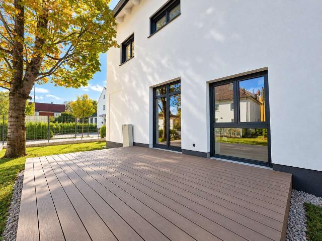 Modernes Wohnen im sanierten Bestandsgebäude | 3 Zimmer & Terrasse